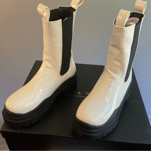 Azalea Wang Akira Ghosted White Black Chelsea Boot, Faux Patent Leather, NIB, 7 - Picture 7 of 16